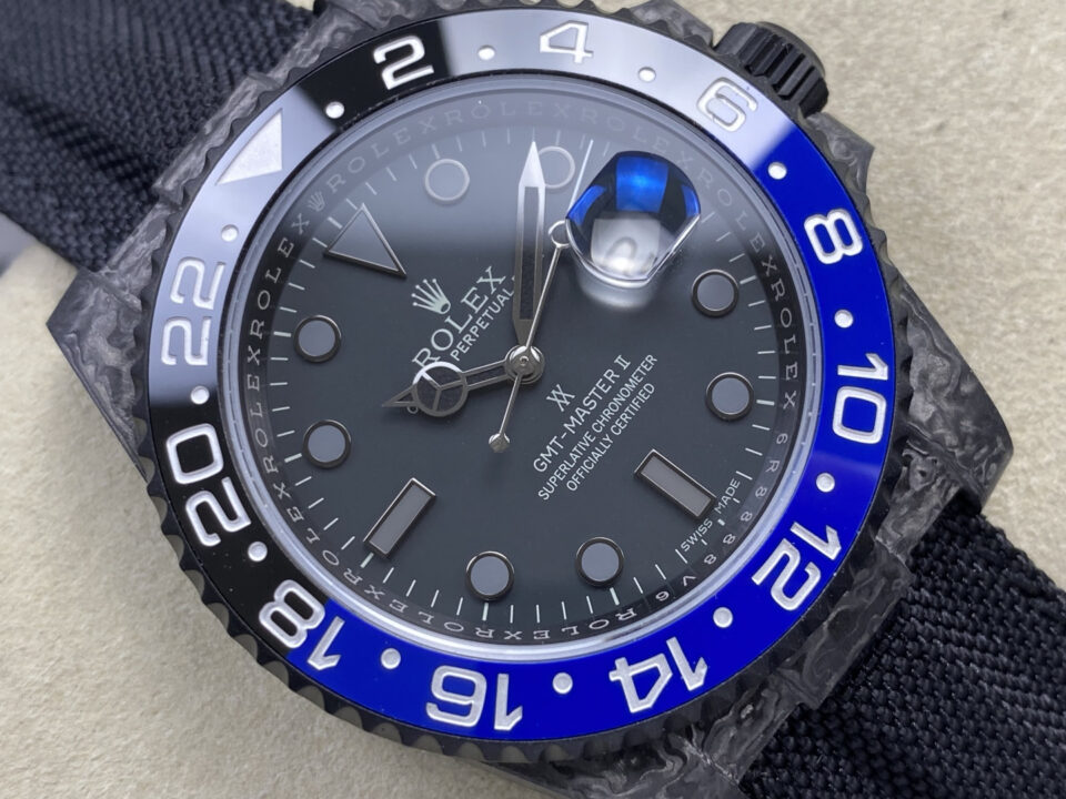 Rolex GMT-Master II 40mm Carbon Black & Blue