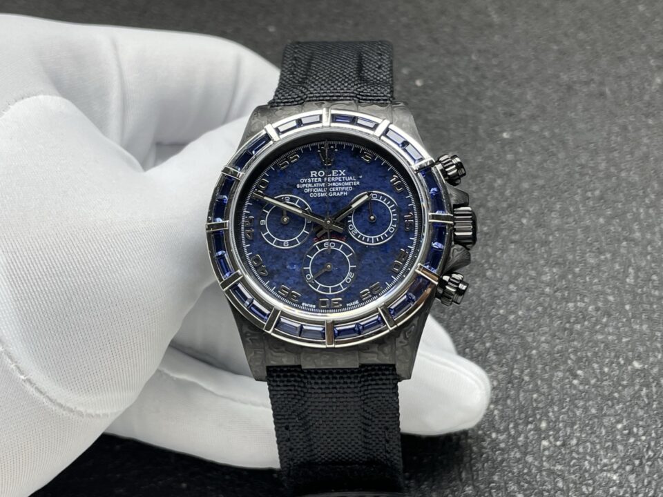 Rolex Cosmograph Daytona 40mm Blue Dial Carbon Case